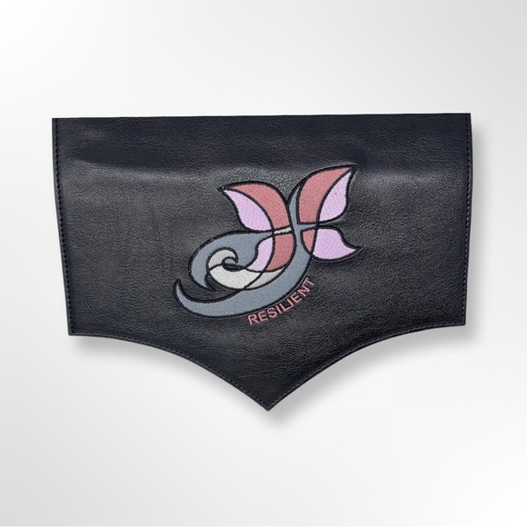 IsetNofret Abydossa crossbody Resilient and quilted flap - Picture 2 of 8